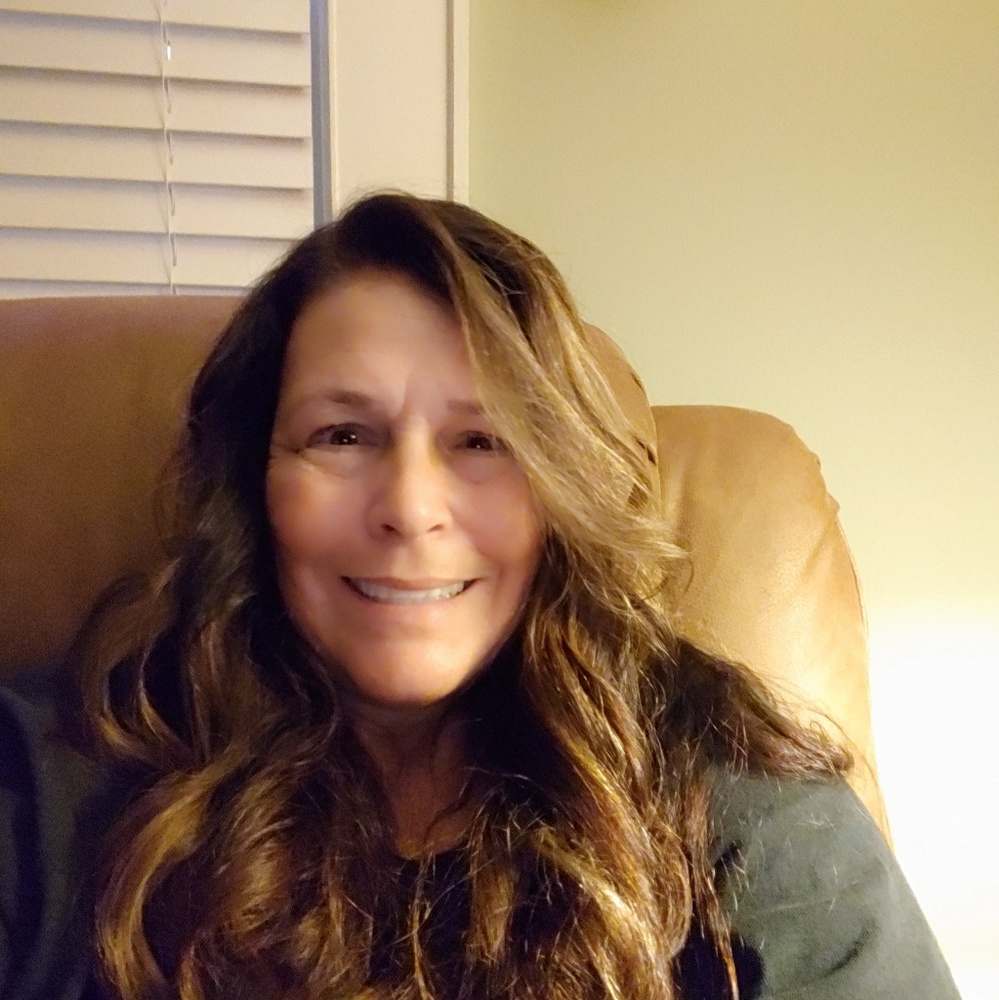 Meet your Posher, Tina